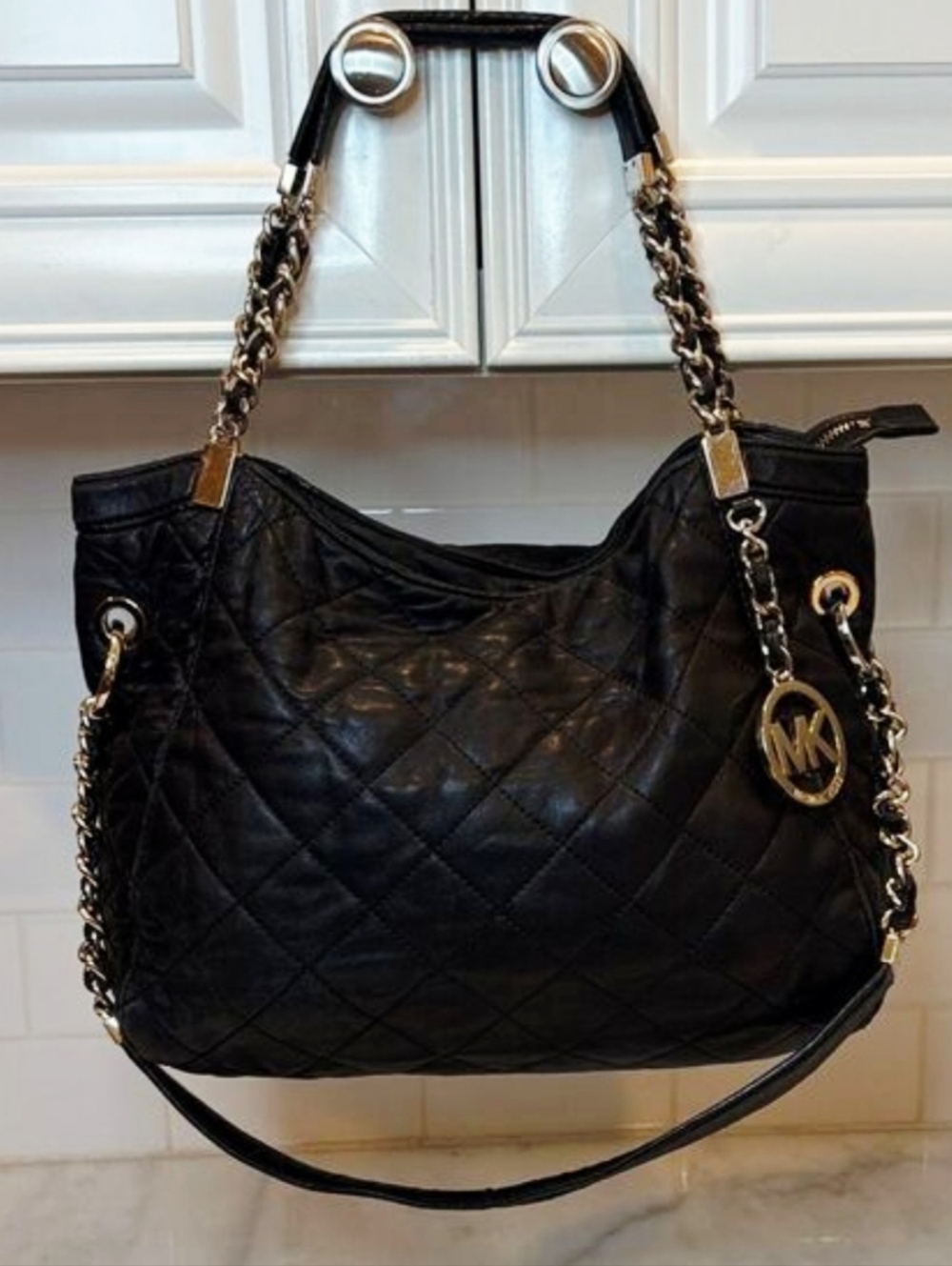 💥SALE💥Michael Kors Susannah Black Quilted Leather Shoulder Bag w/ Chain Straps